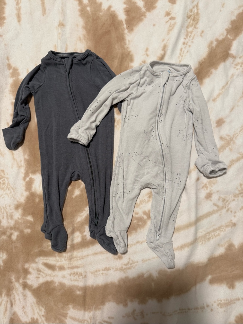Newborn Footed One-Piece Sleepers - Gray & Light Gray